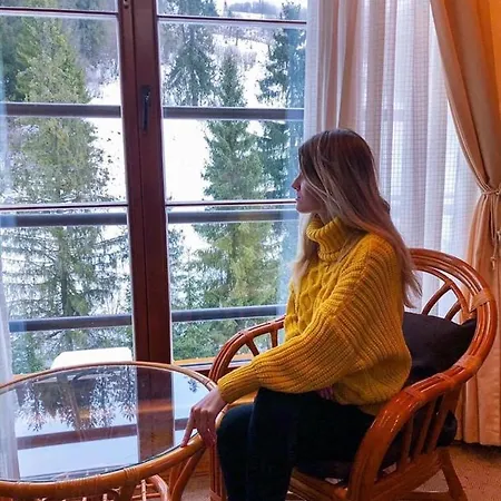 тростян Country house