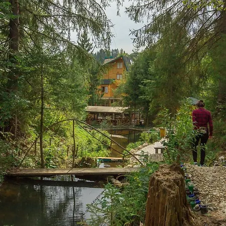 тростян Country house