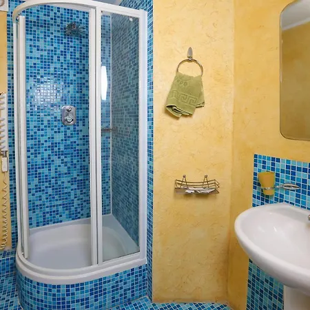 Country house тростян *