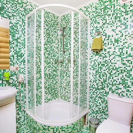 тростян 컨트리하우스