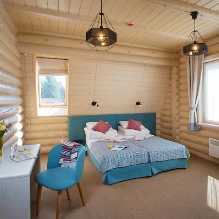 컨트리하우스 тростян *